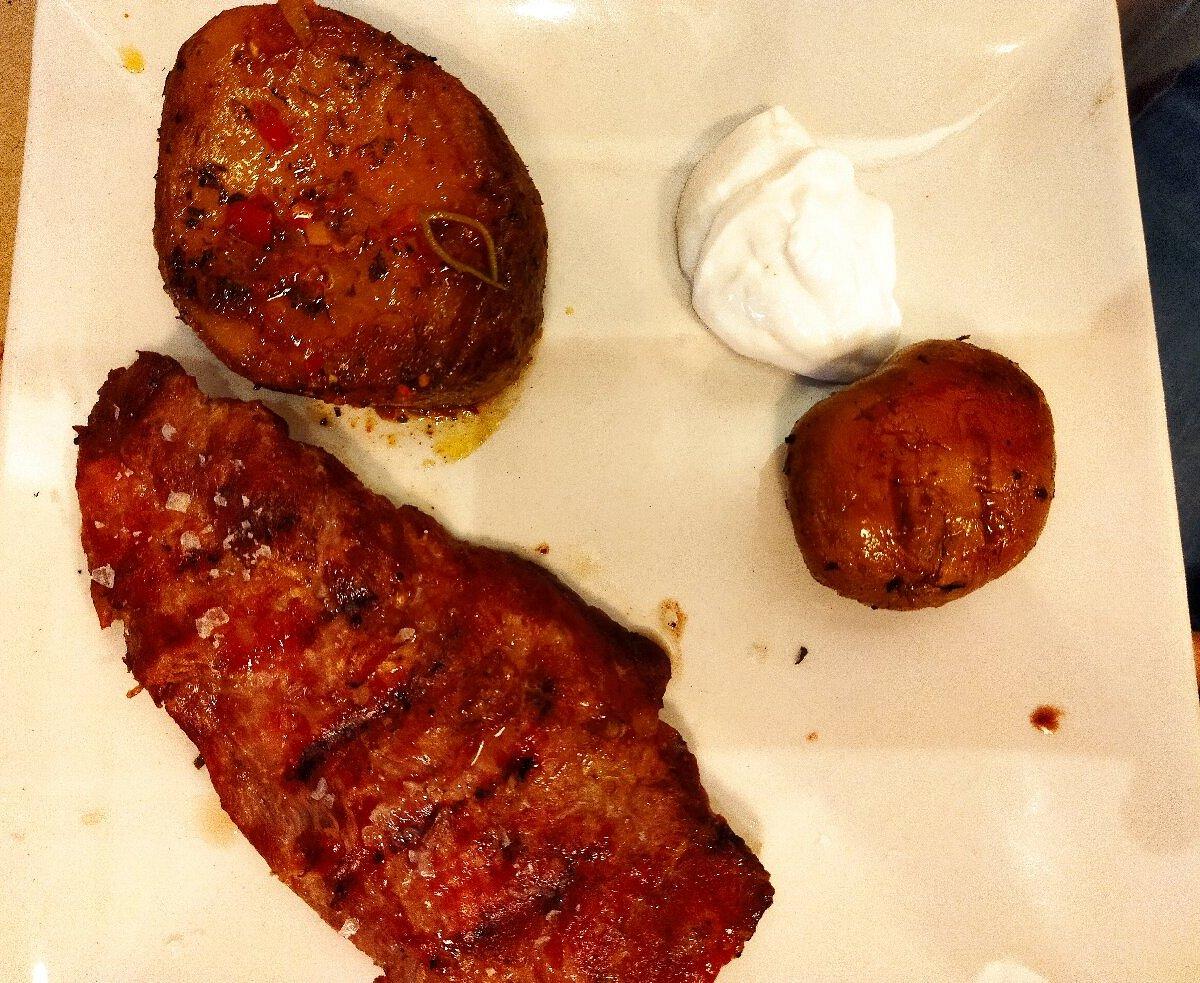 Carne a la parrilla argentina - Restaurante Baires